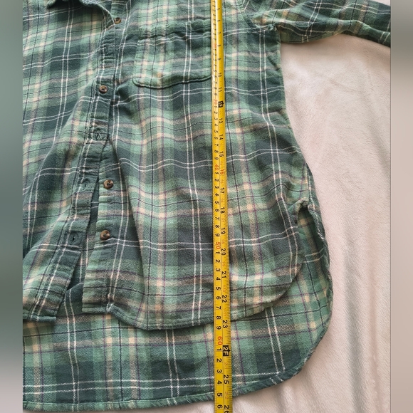 Juniors SO Green Plaid Flannel Top || Small - Picture 5 of 6